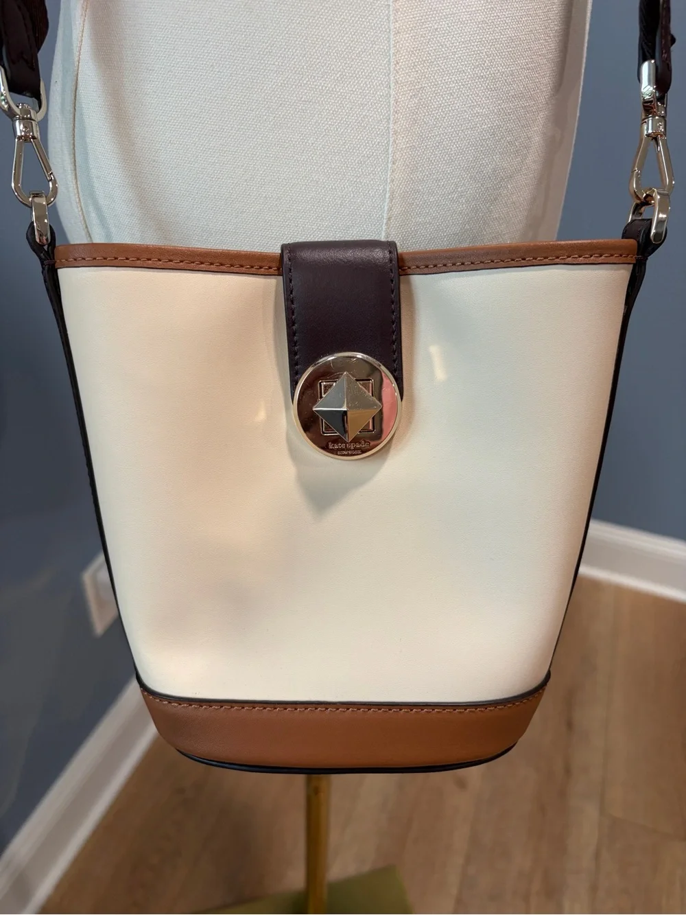 Kate Spade New York Colorblock Bucket Crossbody Bag Ivory Brown Leather